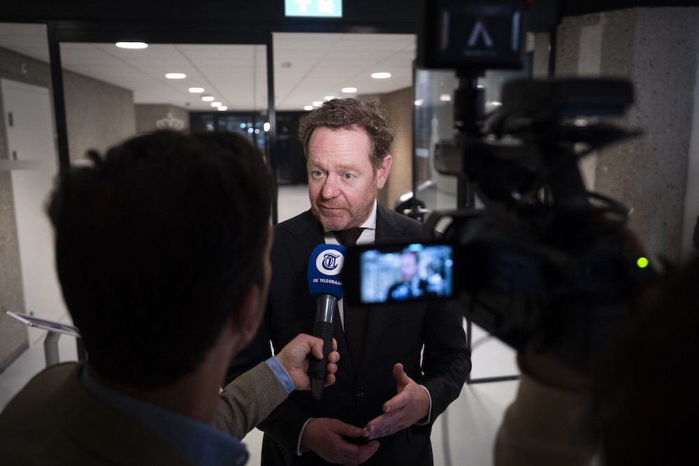 Synagogue attackers were probably recruited, minister says