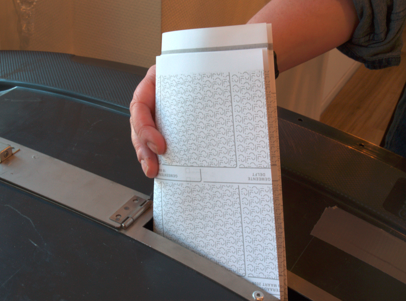 In some parts of NL, 30% voted by proxy in the local elections