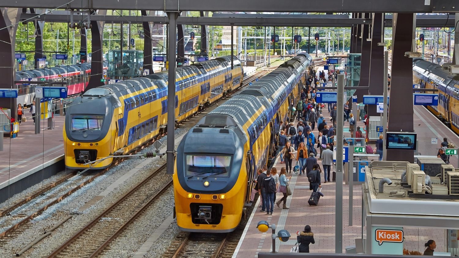 Green group urges EU action on “stone age” rail ticket systems