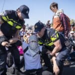 Mass arrests following motorway climate protest near Utrecht