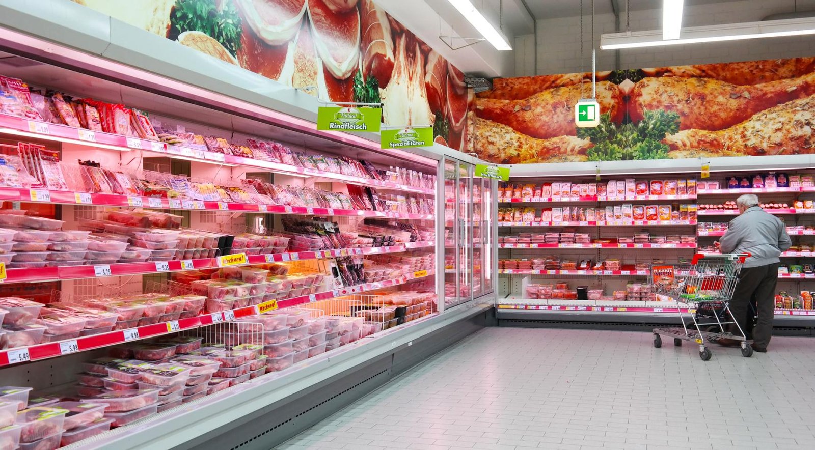 Supermarket meat found to contain plant-based fillers, cutting production costs by 4.4%