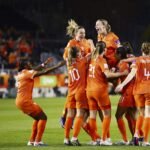 Dutch women beat France, head World Cup qualifier group