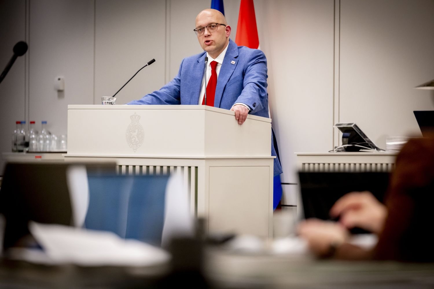 PVV threatens last minute senate revolt over asylum reforms