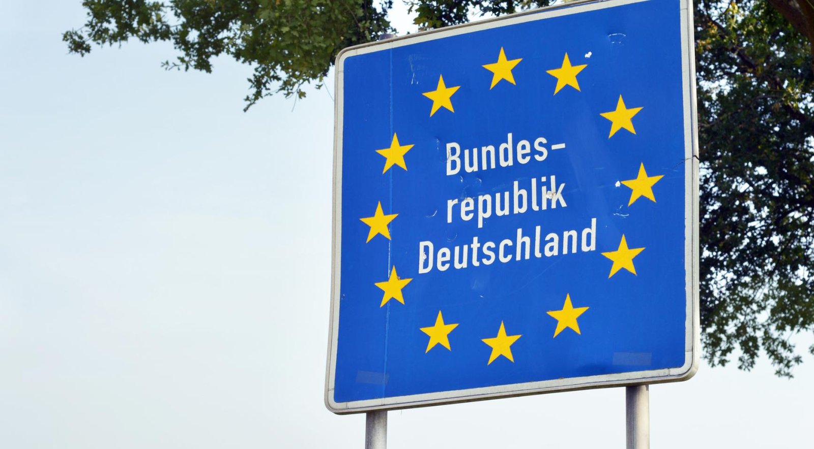 Dutch drivers flood Germany for cheaper gas after Berlin slashes fuel taxes