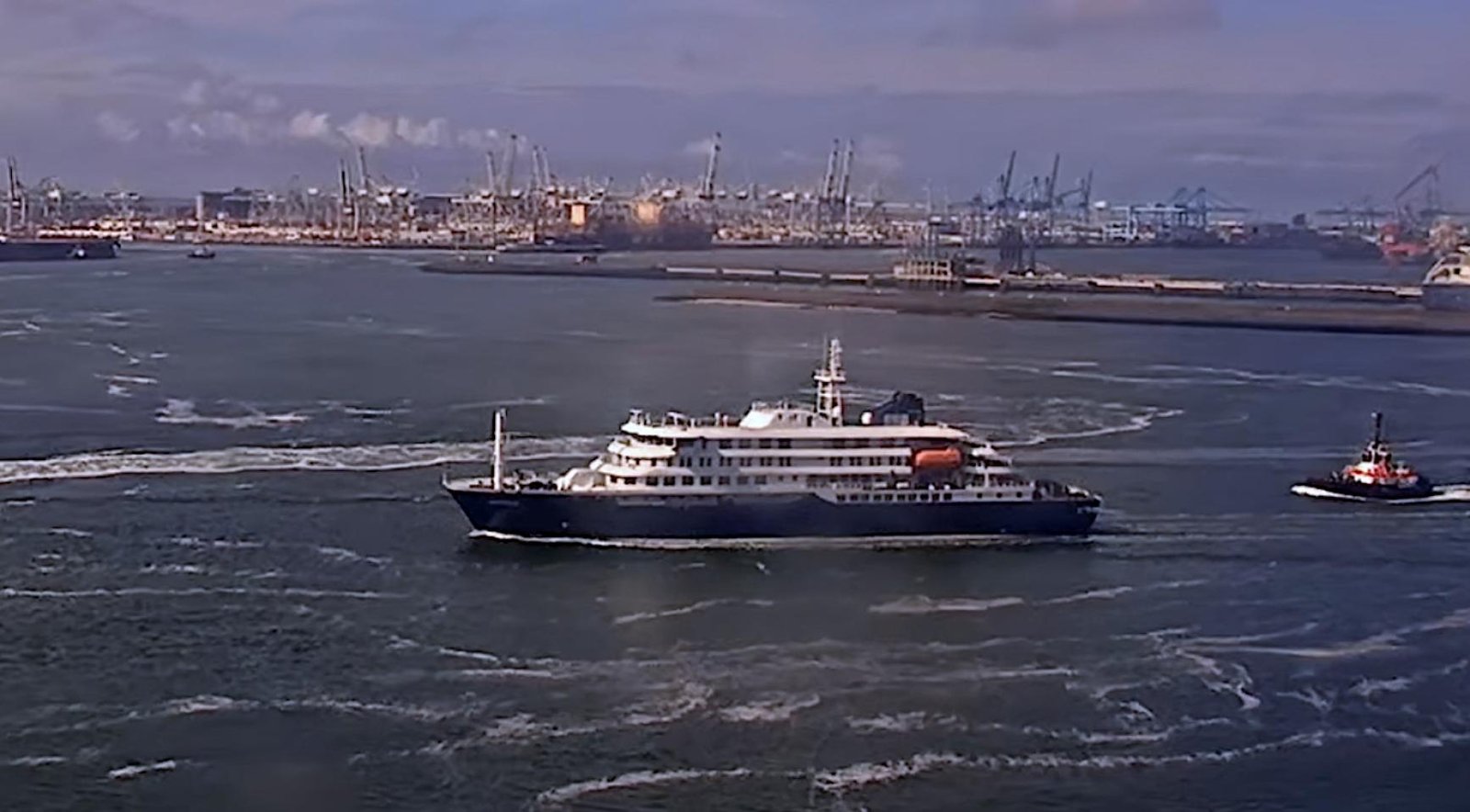 MV Hondius arrives at port of Rotterdam; Hantavirus risk “low” for world population: WHO