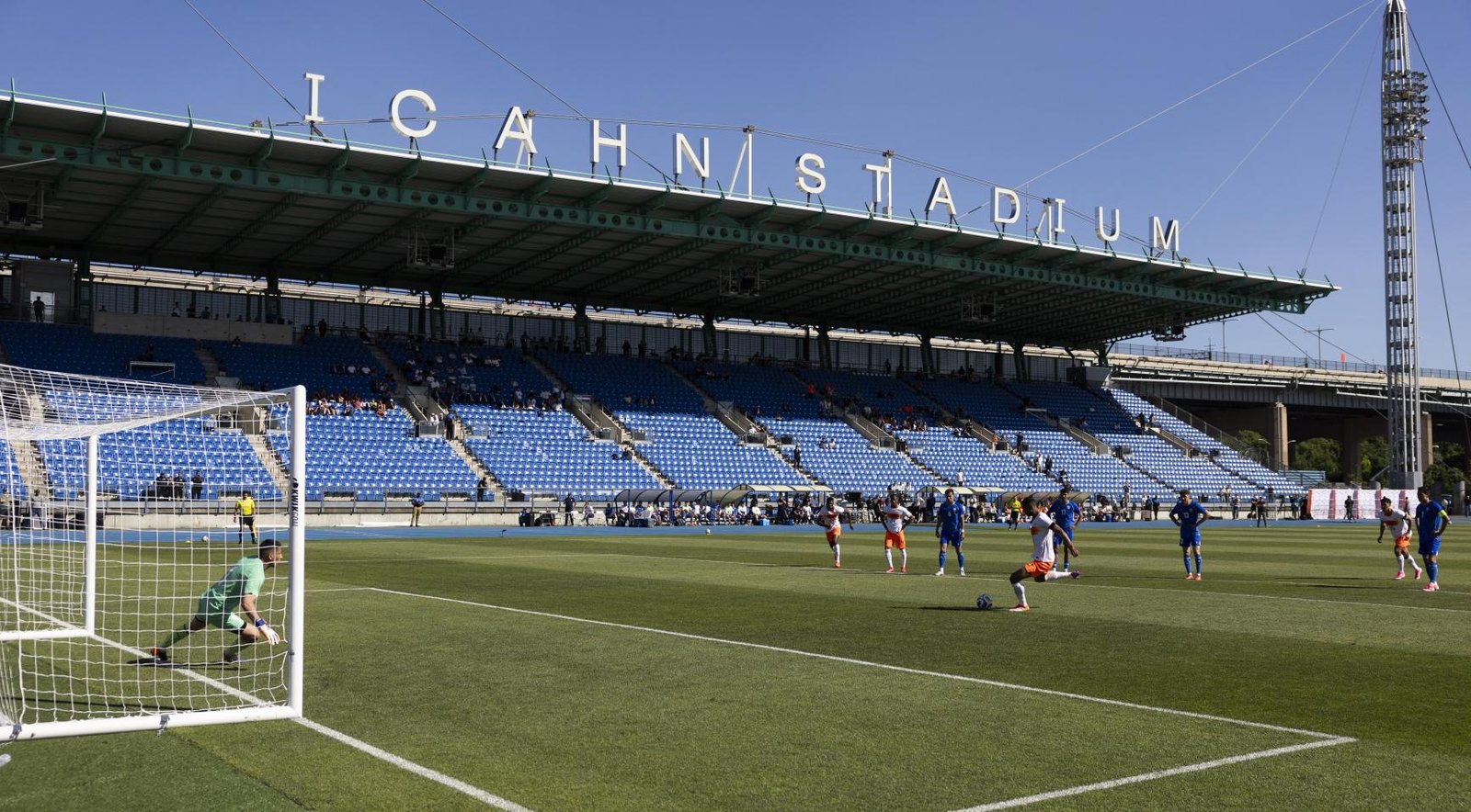 Gakpo scores twice as Oranje edge Uzbekistan in final World Cup warm-up