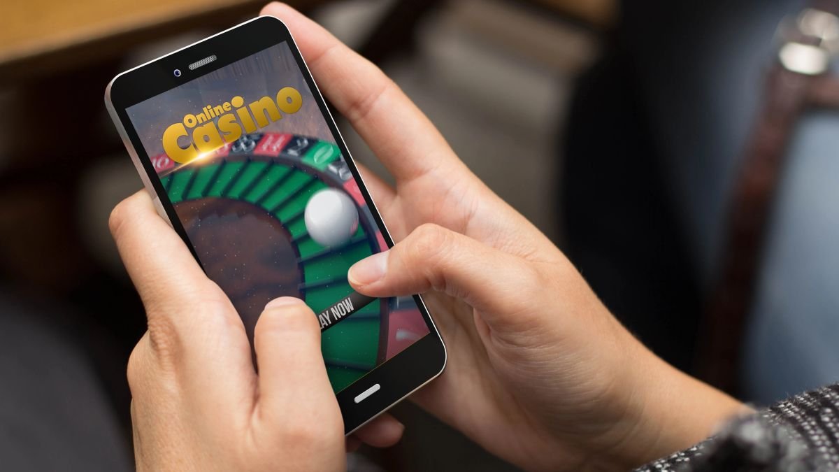 Cabinet plans ban on online gambling ads and bonuses
