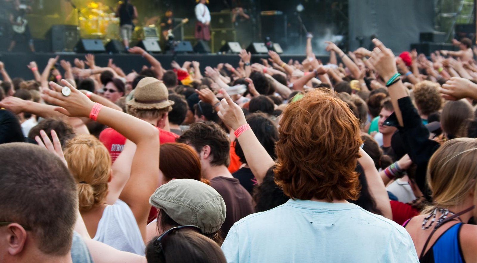 No free water at Arnhem festival where high heat injured five; Water cost over €14/liter