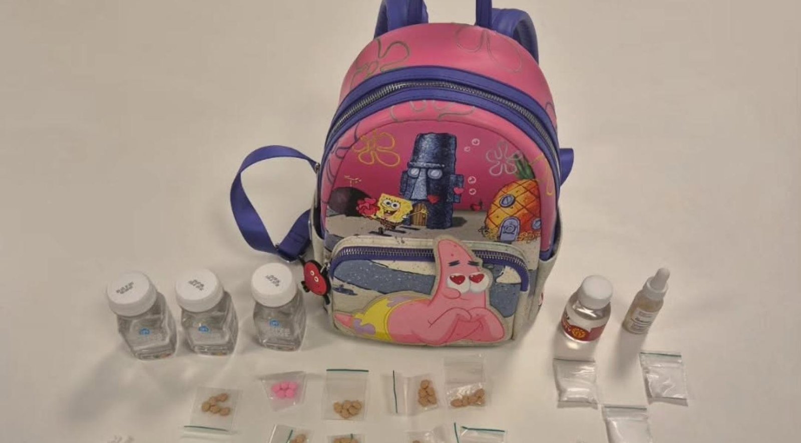 Police seize drugs, loaded revolver from SpongeBob backpack in Almere; 2 women arrested