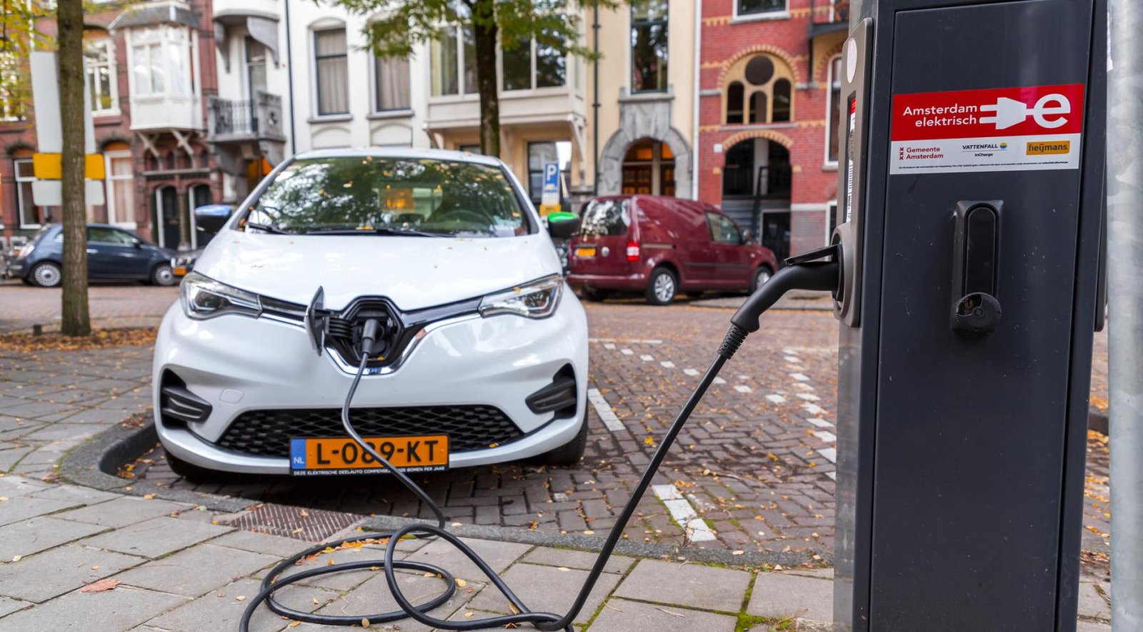 New car sales drop in July, but almost half are fully electric