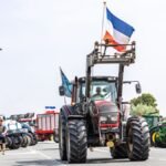 No plates, no fines: farmers escape penalty for A35 blockade