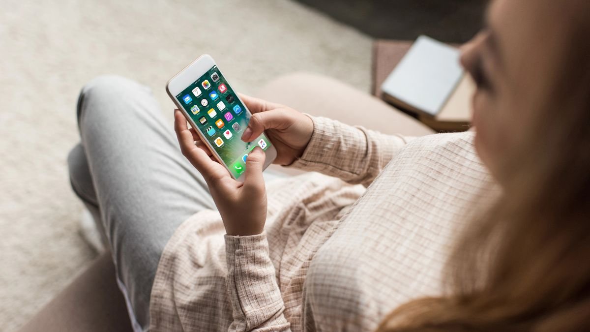Many Dutch children hide upsetting online posts from parents