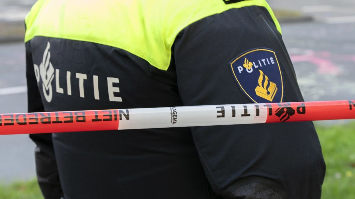 Arsonists target planned asylum shelter for teen refugees
