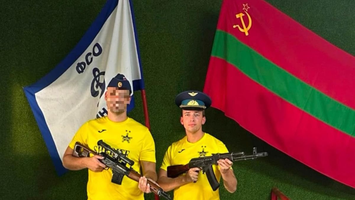 Oldebroek council executive apologises for Kalashnikov photo