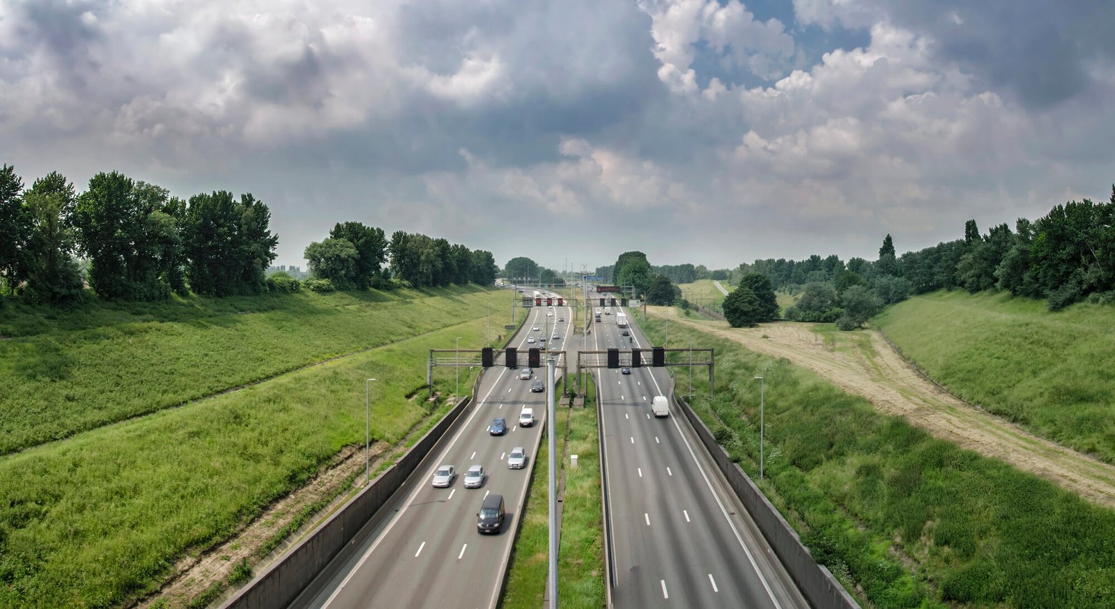 Forget Belgian roads, we need to talk about Dutch drivers