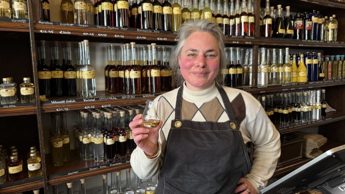 The Hague’s historic jenever distillery is fighting for its life