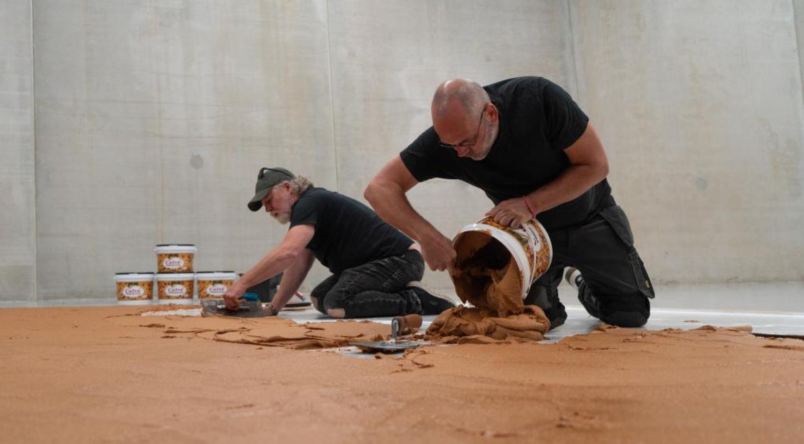 Rotterdam museum closes peanut butter floor after 48,000 visitors, 48 cleaned feet