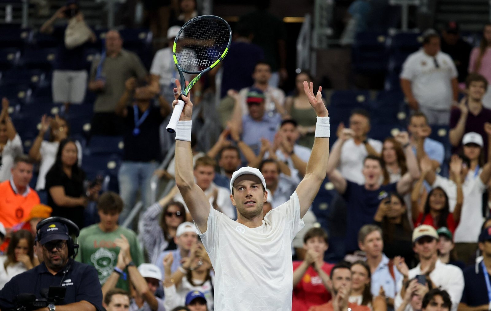 Van de Zandschulp reaches US Open quarter-finals for second time
