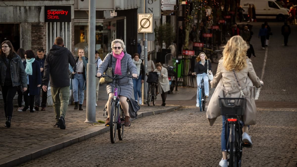Netherlands slips again in global gender equality ranking