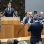 Jetten refuses to pick a side as opposition warns of drama