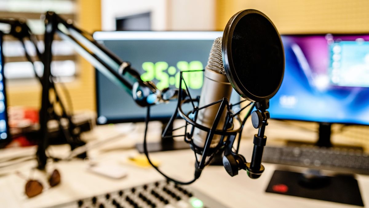 FvD refuses to remove racist podcast episode amid outcry
