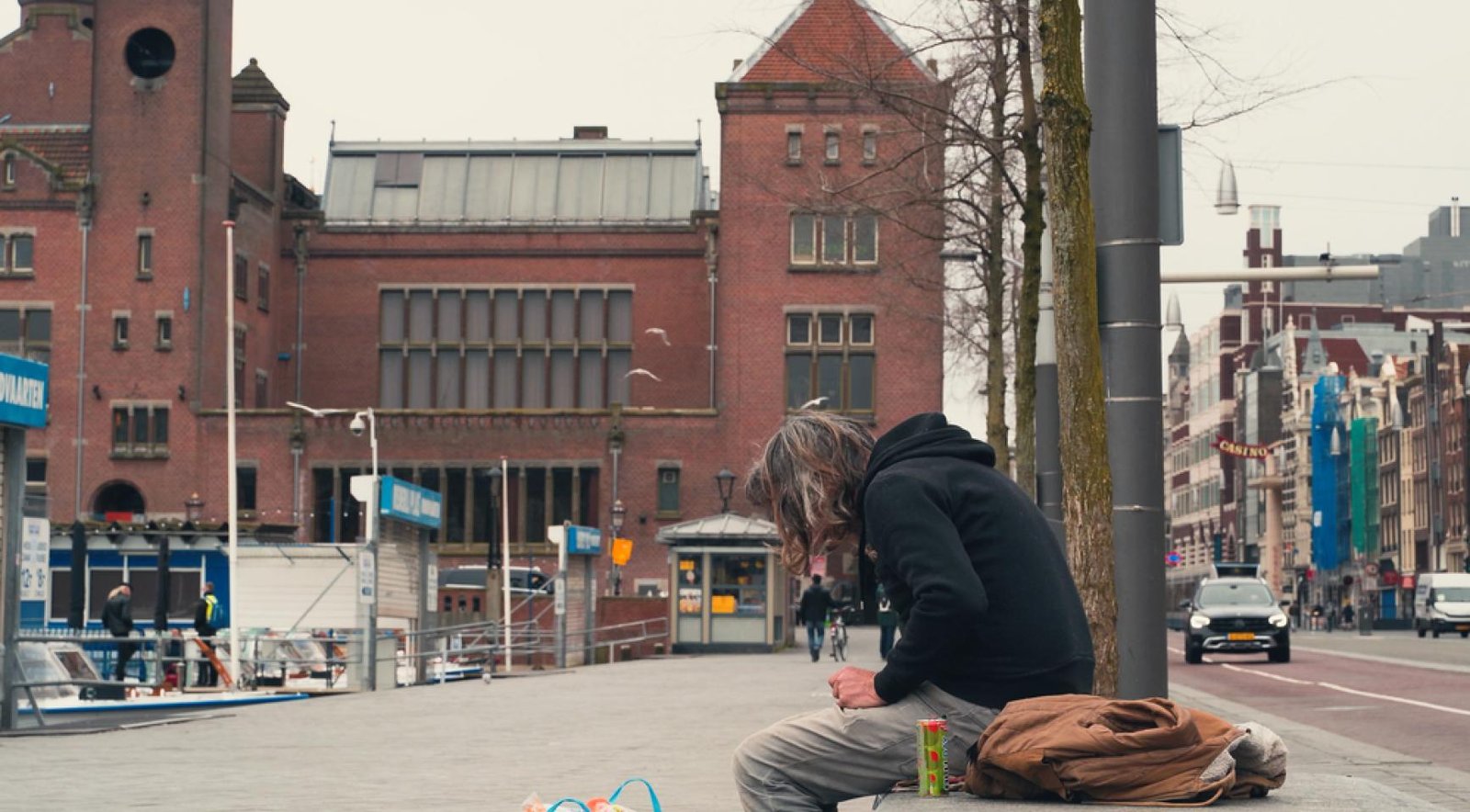 Mayors of 4 biggest cities ask the government for help to tackle homelessness problem