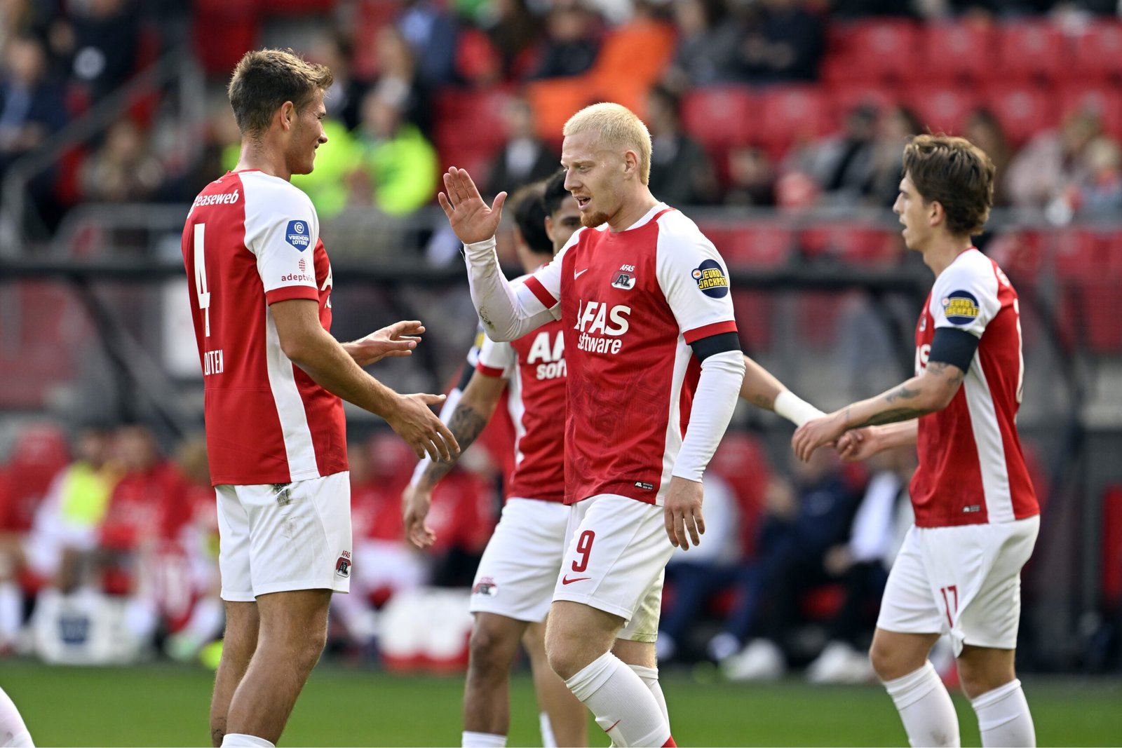 Meerdink and Til added to Oranje Nations League squad