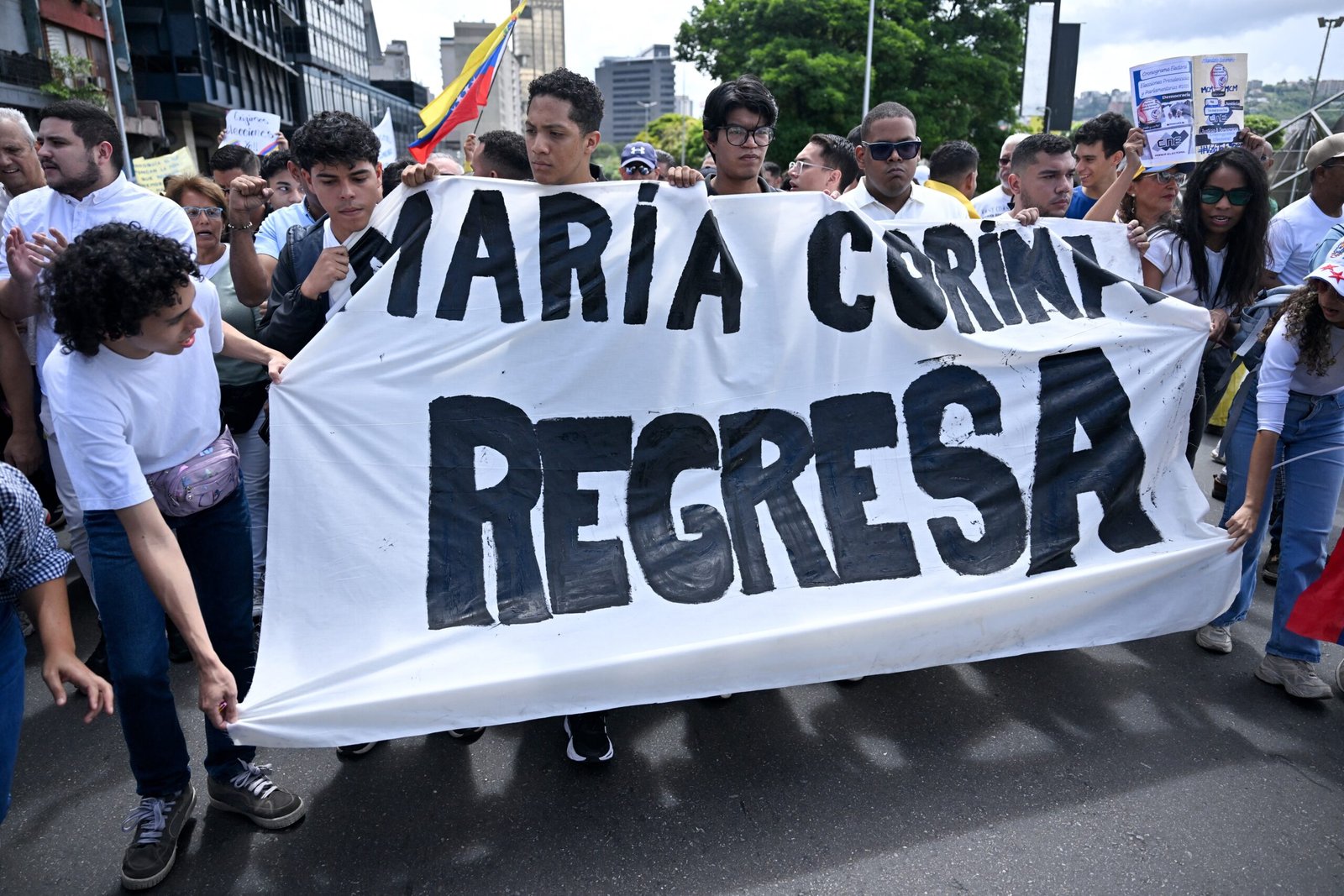 Netherlands “blocked” Machado’s efforts to return to Venezuela