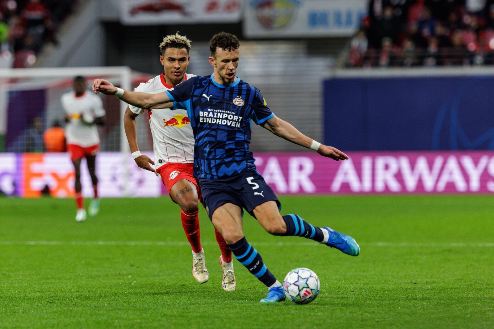 PSV punished for missed chances as Leipzig claim narrow CL win