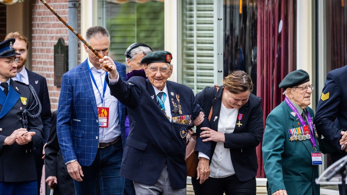 Dutch wartime biography pulled from shelves over falsehoods