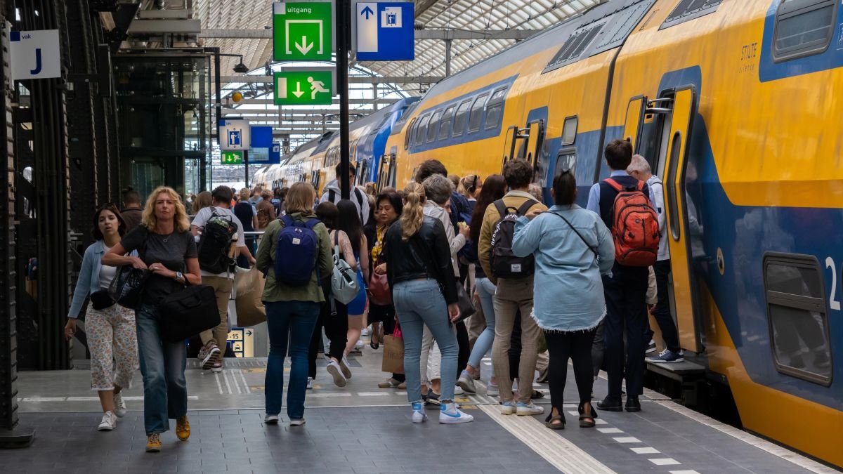 Rail fares to go up by 4.7% next year to help pay for new trains