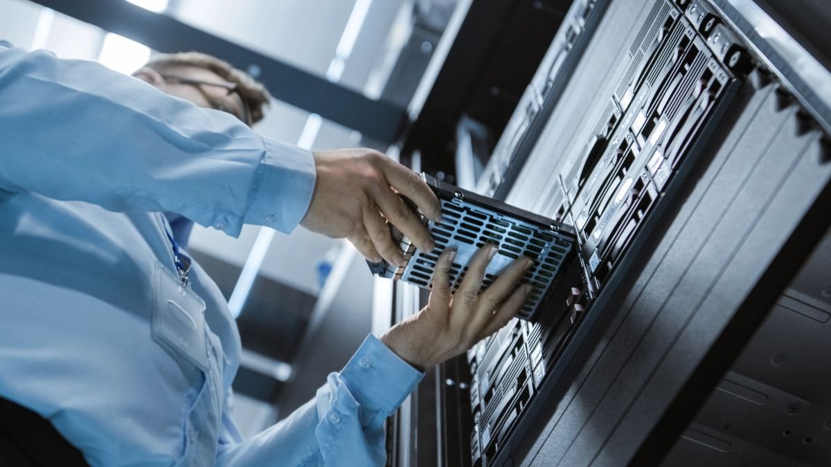 Police seize dozens of servers in Limburg over cybercrime